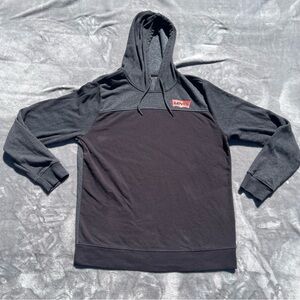 Levi’s Hoodie Sweatshirt Men’s Large Black Gray Soft Hood Logo